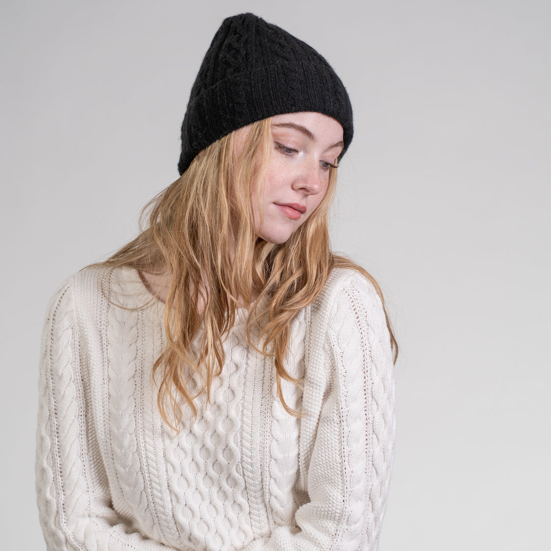 Women's 100% Cashmere Cable-Knit Hat