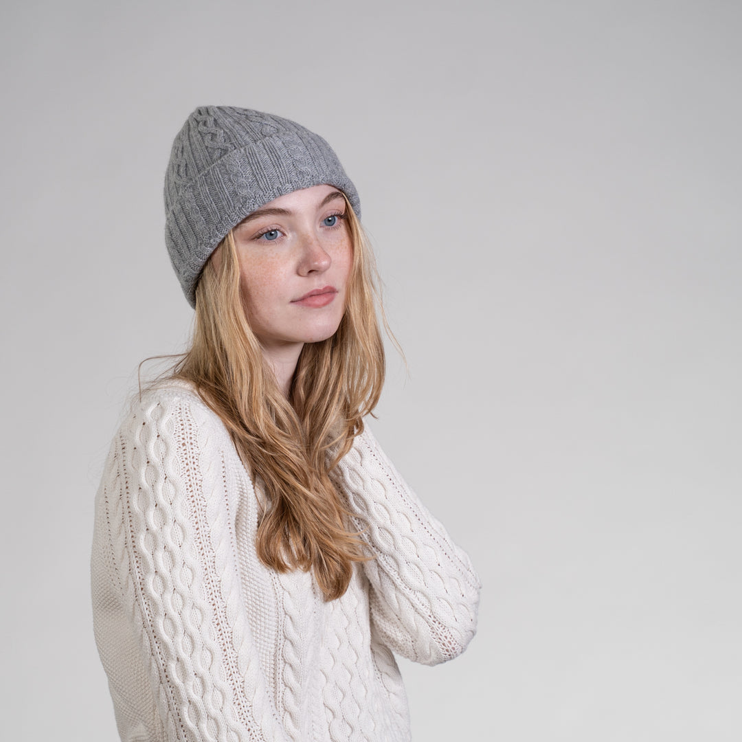 Women's 100% Cashmere Cable-Knit Hat