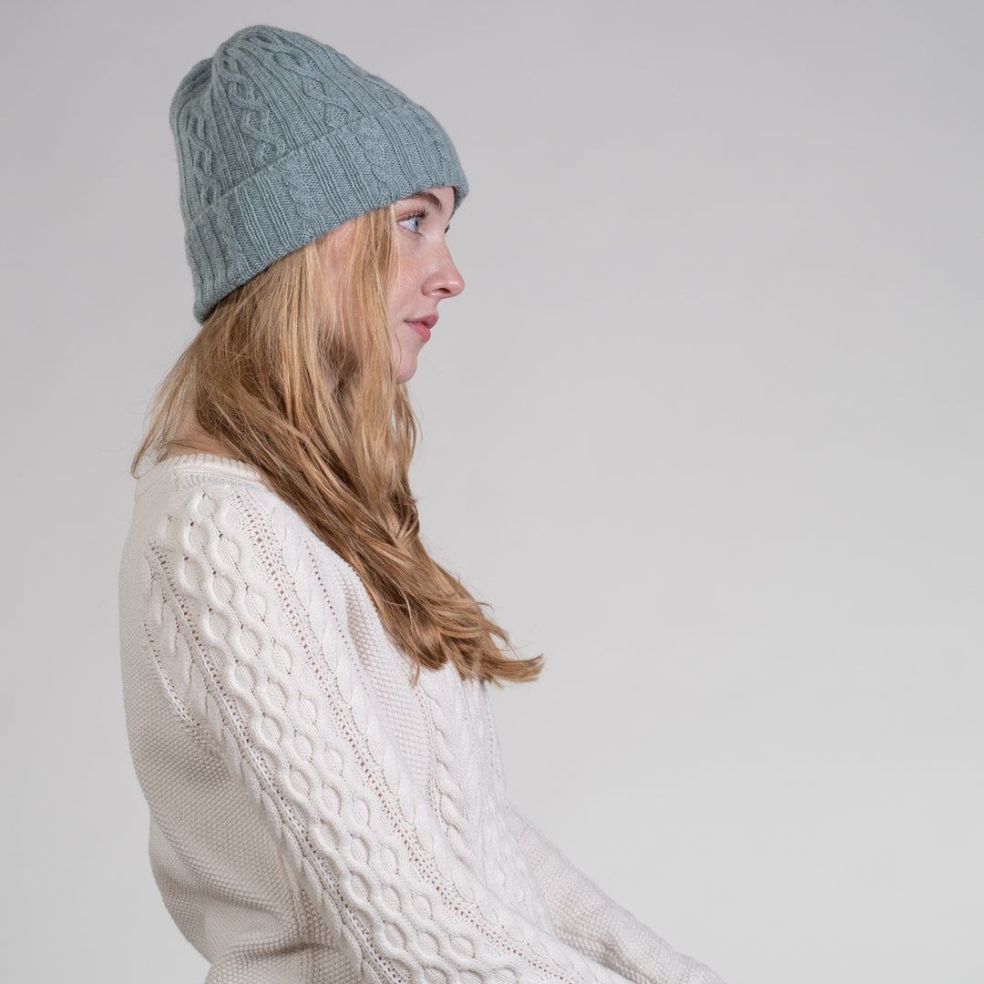 Women's 100% Cashmere Cable-Knit Hat