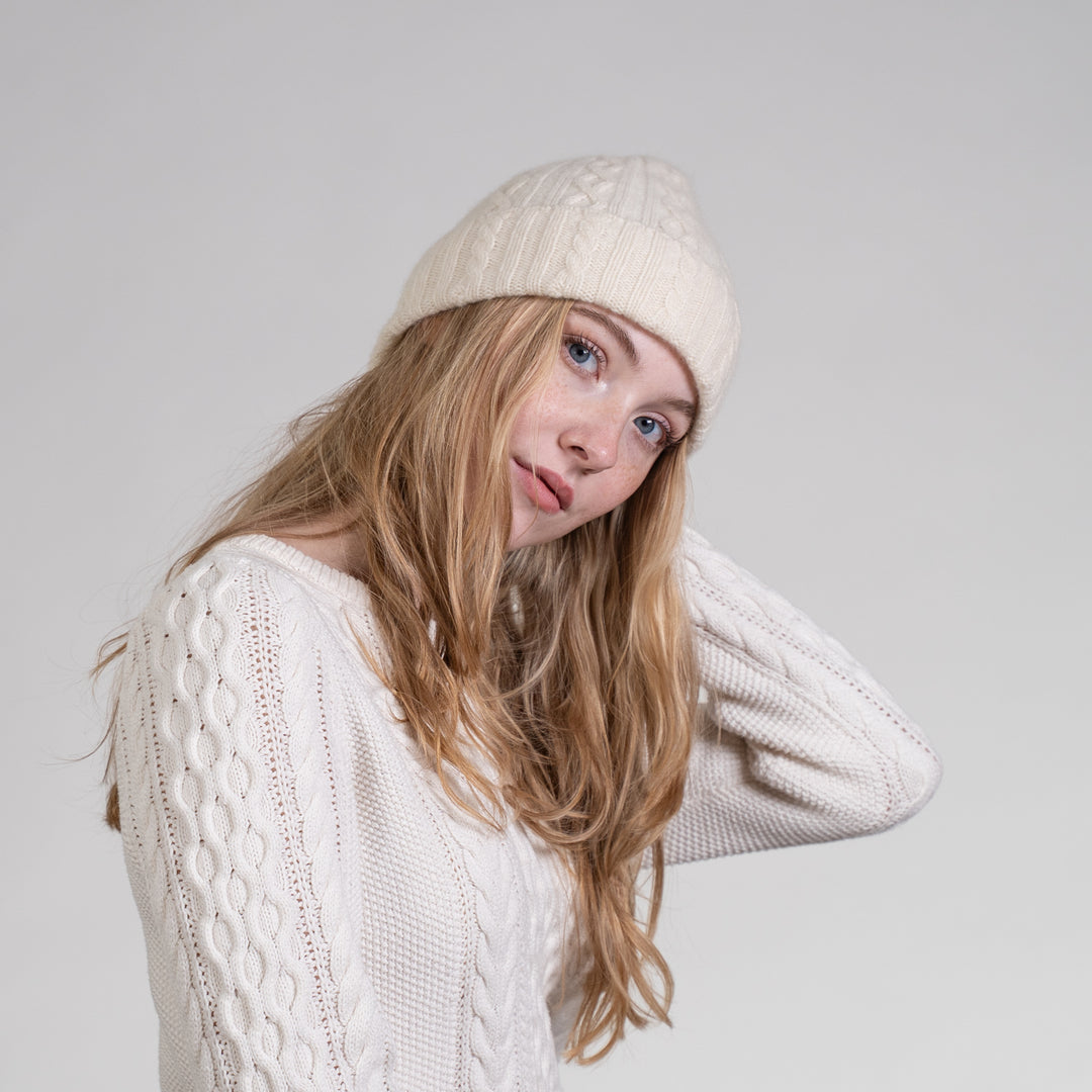 Women's 100% Cashmere Cable-Knit Hat