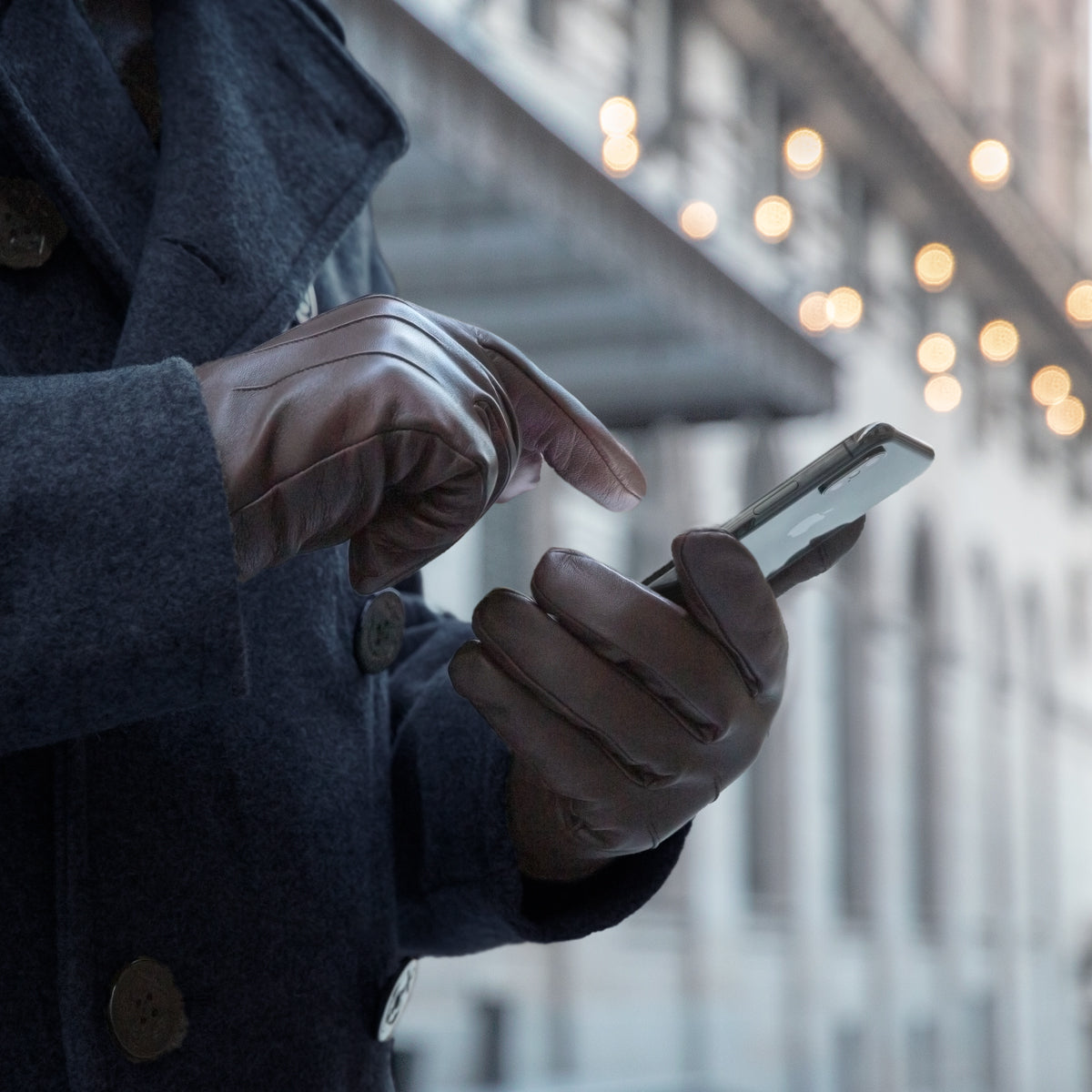 Leather gloves that work with phone outlet